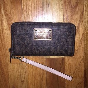 MK Clutch/Wristlet
